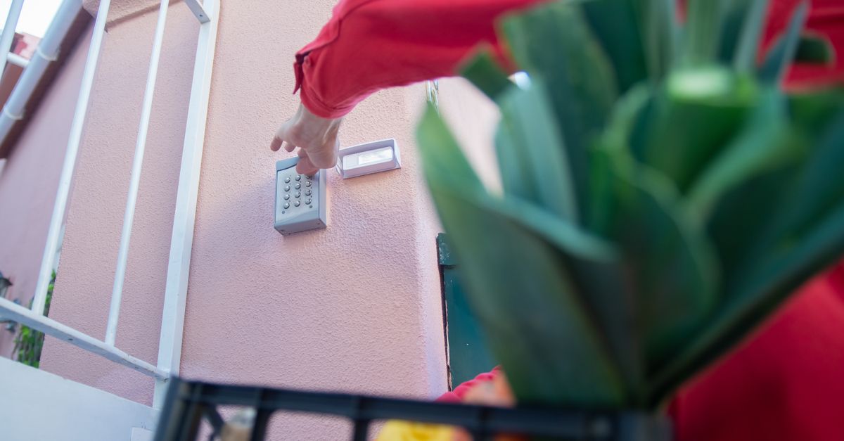 Smart Lock Installation and Keyless Entry That Renters Can Actually Use — Costa Mesa Locksmith